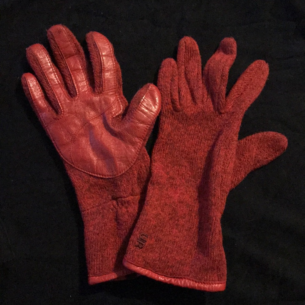 COPY - RARE!!! UR Powered Gloves SZ S